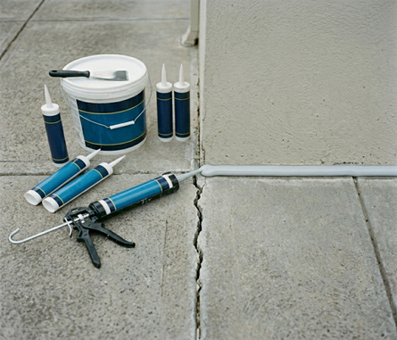 Why Outdoor Silicone Caulking Is Essential for Protecting Your Home (And When to Hire Professionals)